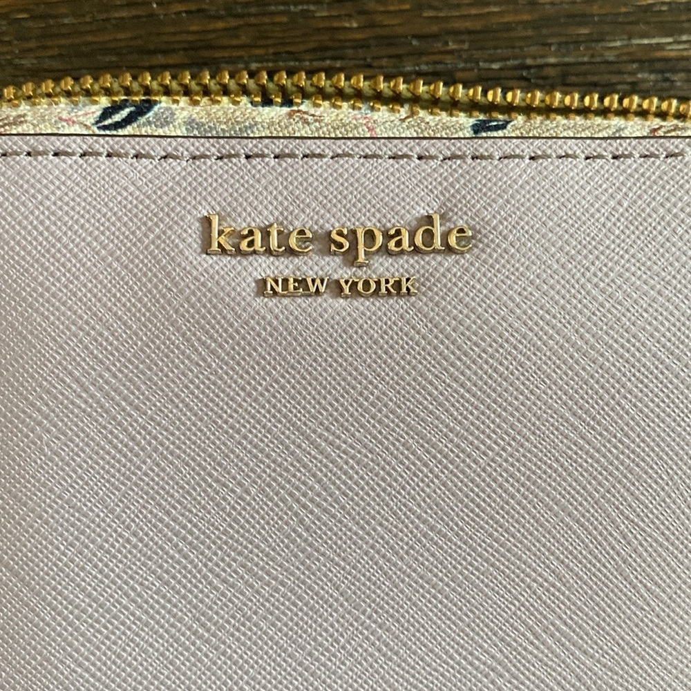 Kate Spade ♠️ Wallet